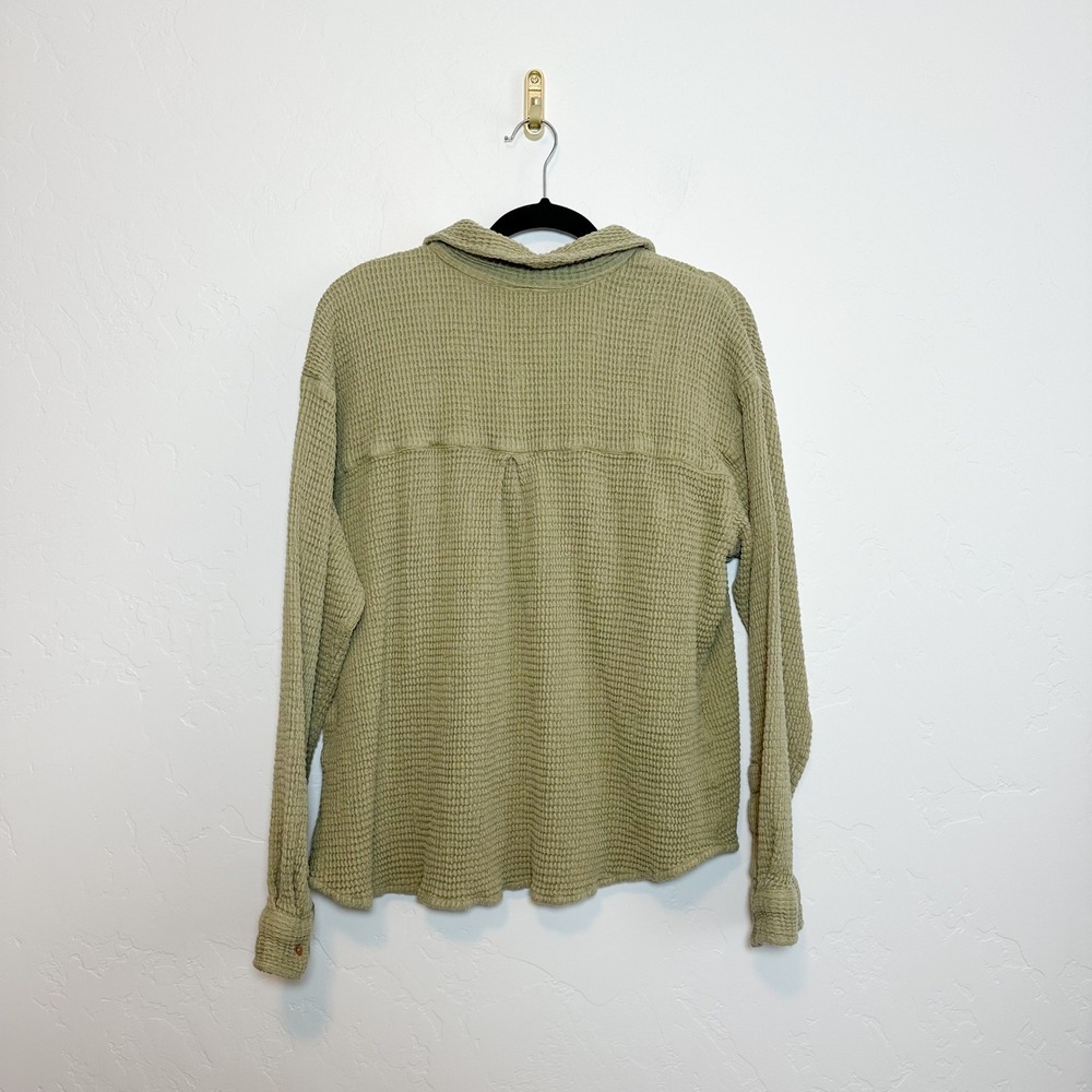 Free People | 100% Cotton Serious Chiller Waffle Button Down in Curly Willow - Picture 4 of 6